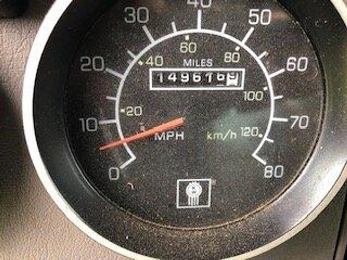 Used 2005 Kenworth Braidedline Slickline with Mast Trailer