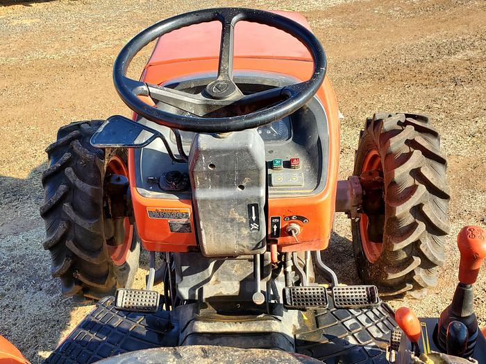 Used 2013 Kubota M7040D Tractor w/ 2400 hrs