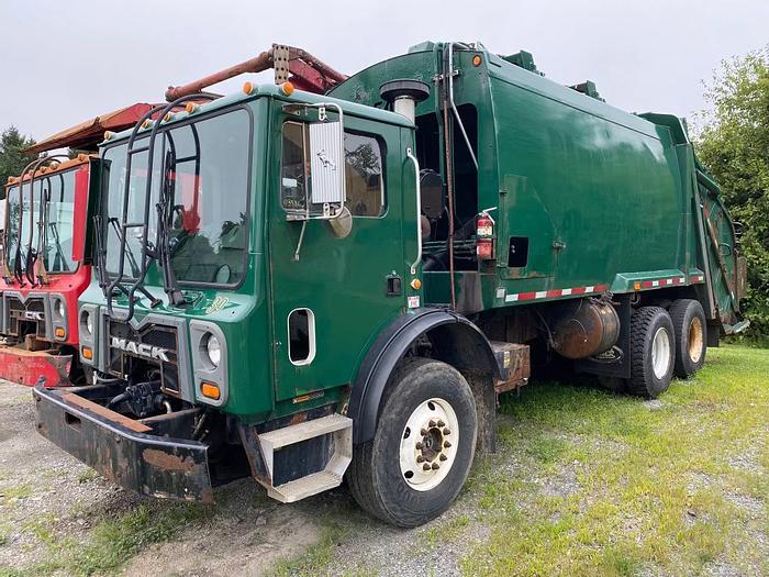 Used 2008 MACK MR688S