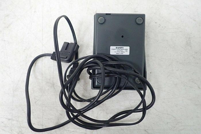 Used PFAFF Select 4.0 Type 610A Sewing Machine w/ Cover & Foot Pedal / Controller