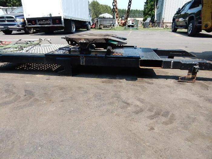 Used 14' Kybato AR-500 Quick Change Box with Kybato Quick Change 5th Wheel Plate & Aluminum headache rack