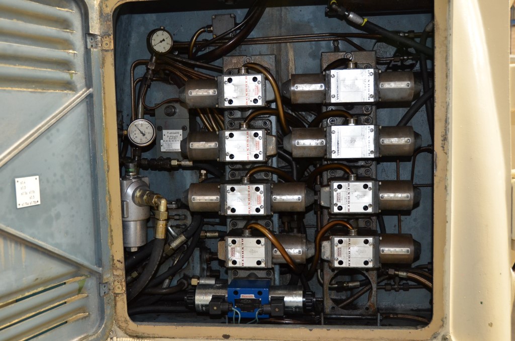 Usado 1966 LIEBHERR L 650 Talladoras de Fresa Madre #4314