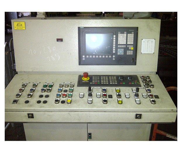 D'occasion Tour vertical CN 3 axes BERTHIEZ à plateau déplaçable