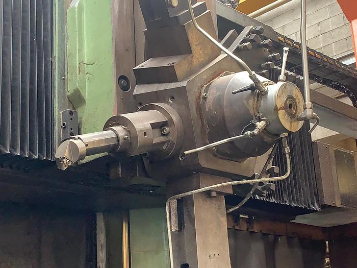 Installata Tornio Verticale Cnc TITAN SC 33 CNC