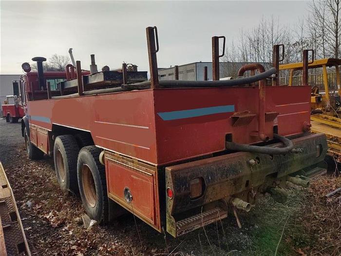 Used 1994 Mack Flatbed Water & Service Truck