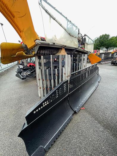 Gebraucht 2015 PistenBully PB600 W SCR