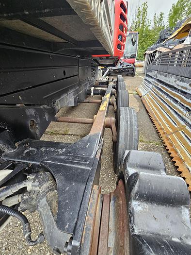 Used PistenBully 300 (2004)