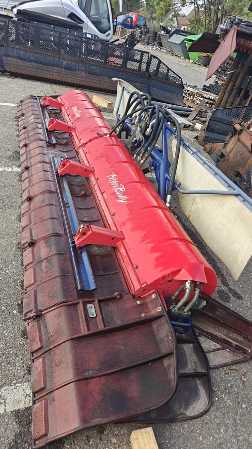 Used PistenBully 300 1999