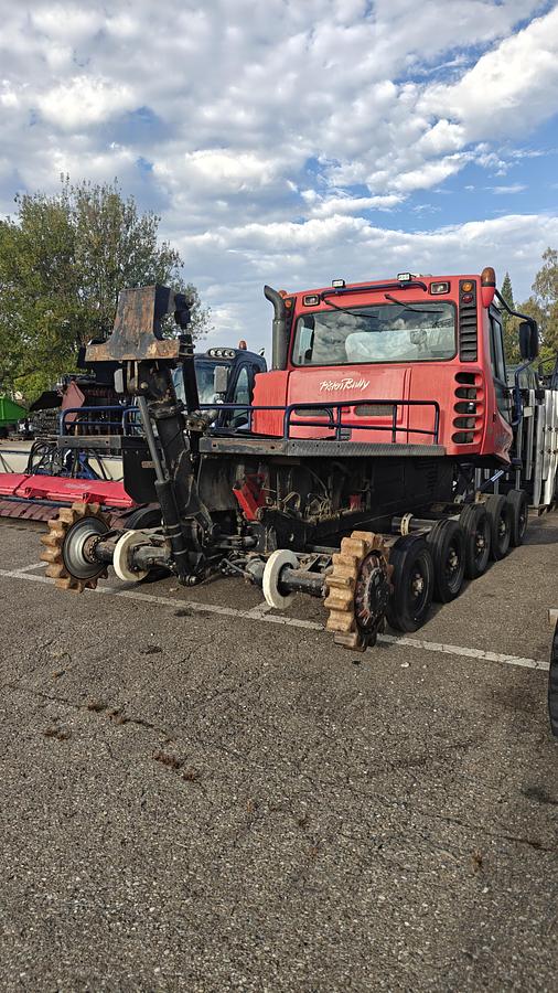 Used PistenBully 300 1999