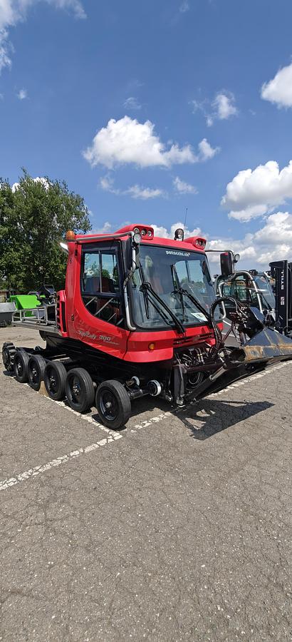 Used PistenBully 300