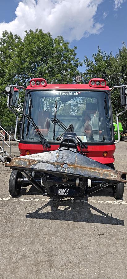 Used PistenBully 300