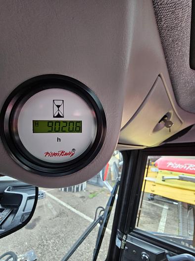 Used PistenBully 300 (2004)