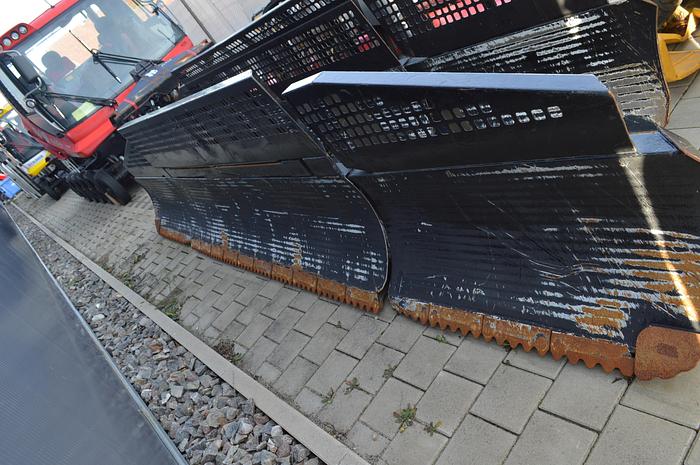 Gebraucht PistenBully 600 Park (2010)