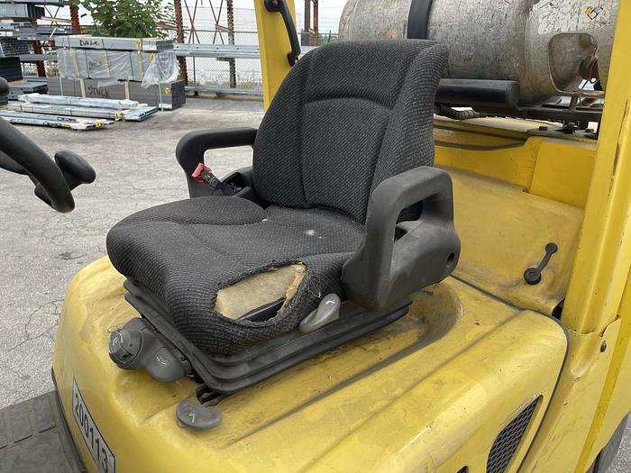 Used 8,000 POUND HYSTER MODEL S80FTBCS MFG. 2013 173" RAISED MAST WITH FORKS