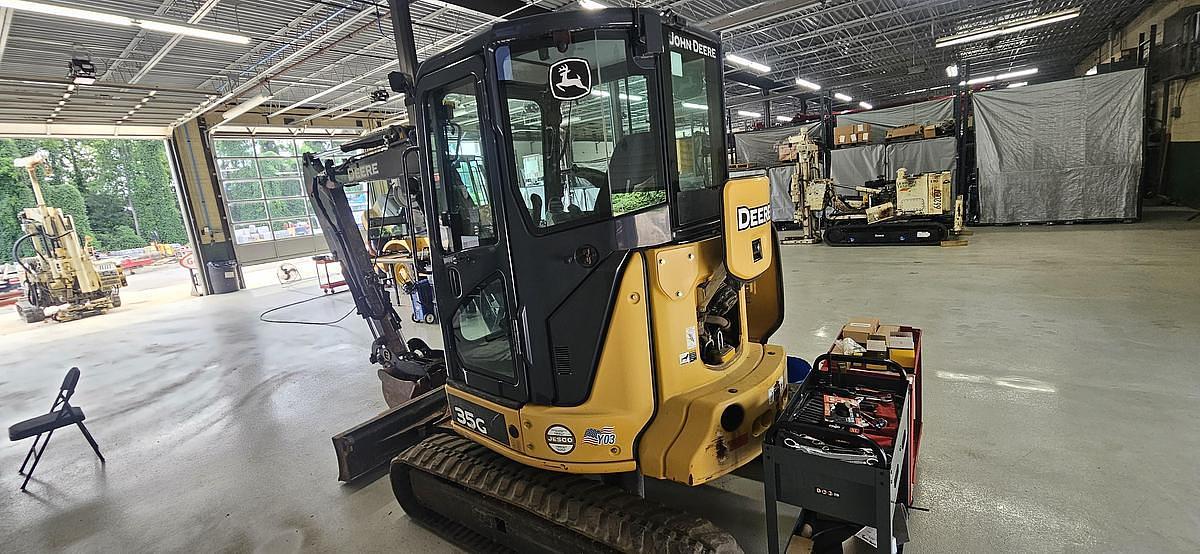 Used 2016 John Deere 35G