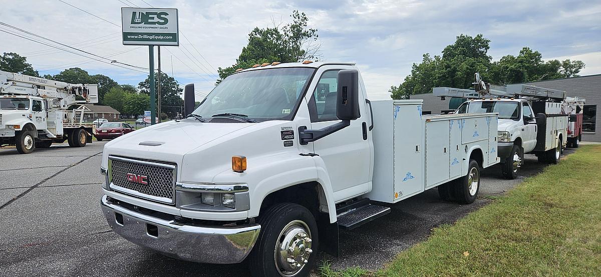 Used 2004 GMC C4500 Service Truck