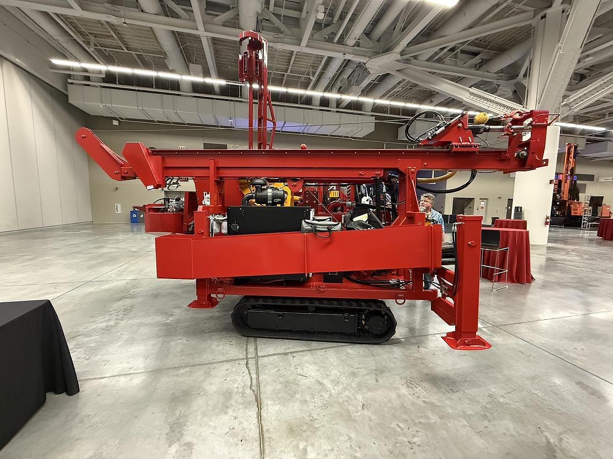Mudslayer Odin 200 Drill Rig