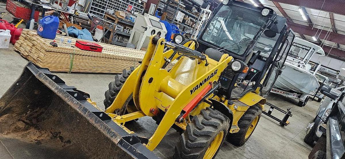 Used 2016 Yanmar V8 Wheel Loader