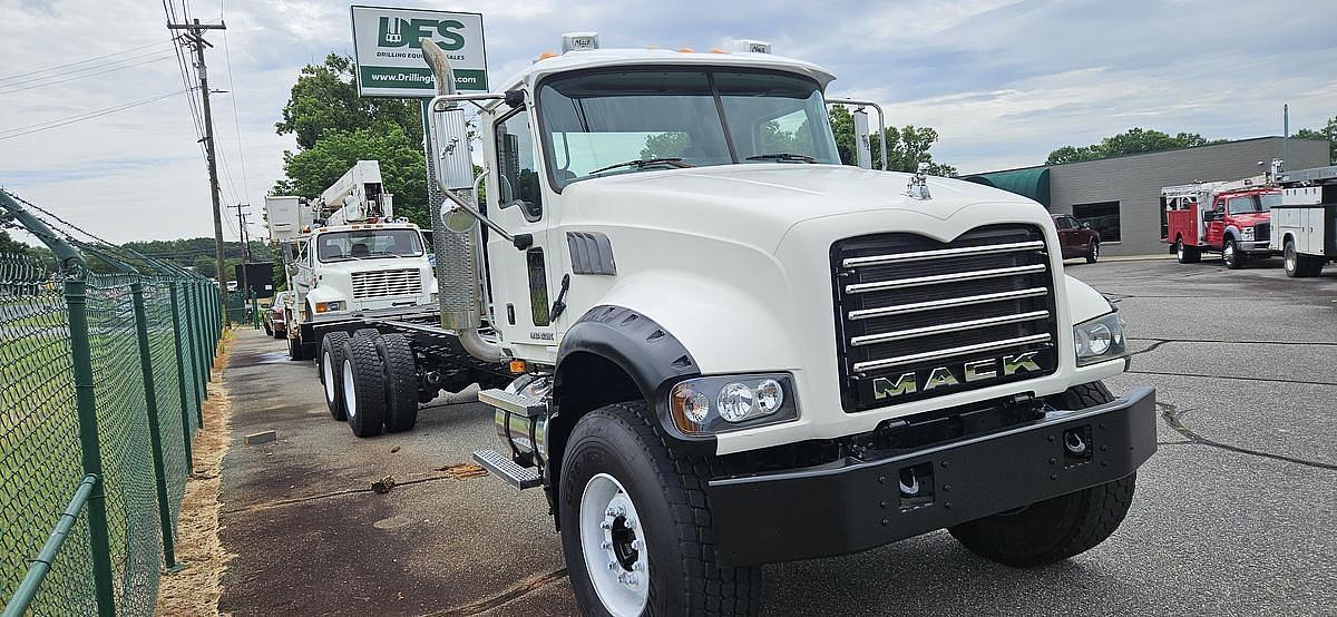 Used 2007 Mack CTP 713 Cab and Chassis