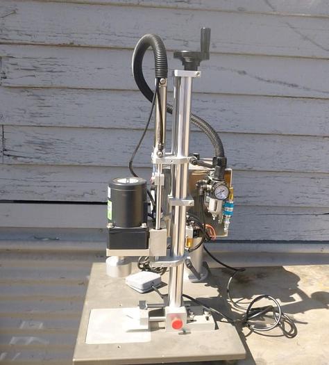 Used Capper, JIH YU HSIN, Screw Caps, 20-60MM, Automatic #S743999