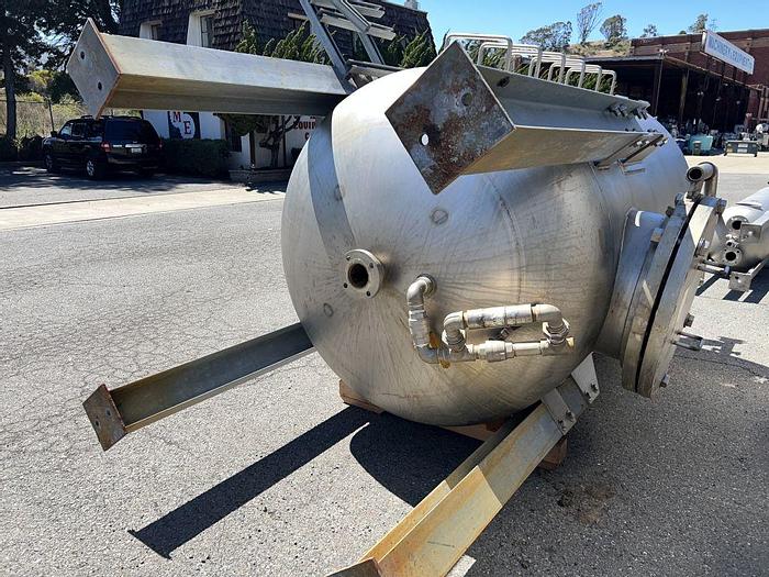 Used Tank, 950 Gallon, S/st, 55 PSI, DT/DB, Morfab, ASME #S744618