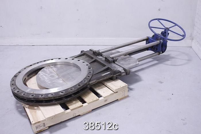 Used True Line 30" Hand Operated Knife Gate Valve with Zidell Gear Box #38512