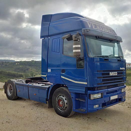 Usado 2001 IVECO Eurostar 440E43 tractor unit