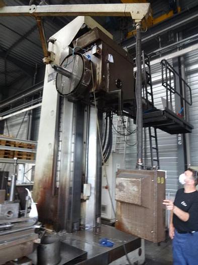 Utilisé Aléseuse à table croisée marque UNION WMW type BFT 130NC