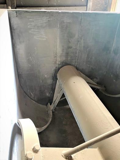 Used USED RIBBON BLENDER, 95 CUBIC FEET, SINGLE RIBBON, JACKETED, STAINLESS STEEL