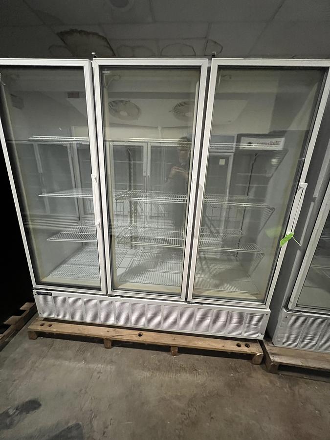 Refurbished Master-Bilt 3 Door Glass Merchandiser Commercial Refrigerator Reach-In Cooler