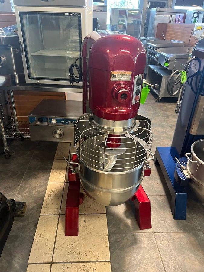Used Used:Hobart H600T 60 Qt Mixer 2HP - 1Ph - 230v - New Stainless Bowl And Dough HookUsed:Hobart H600T 60 Qt Mixer 2HP - 1Ph - 230v - New Stainless Bowl And Dough Hook