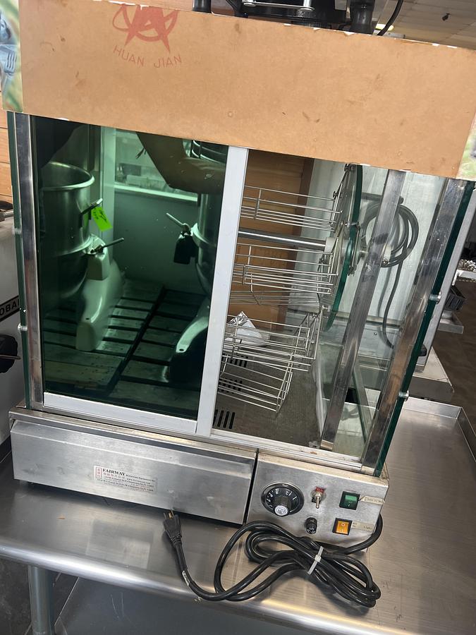 Used Fairway Heated Display Case Food Warmer Merchandiser