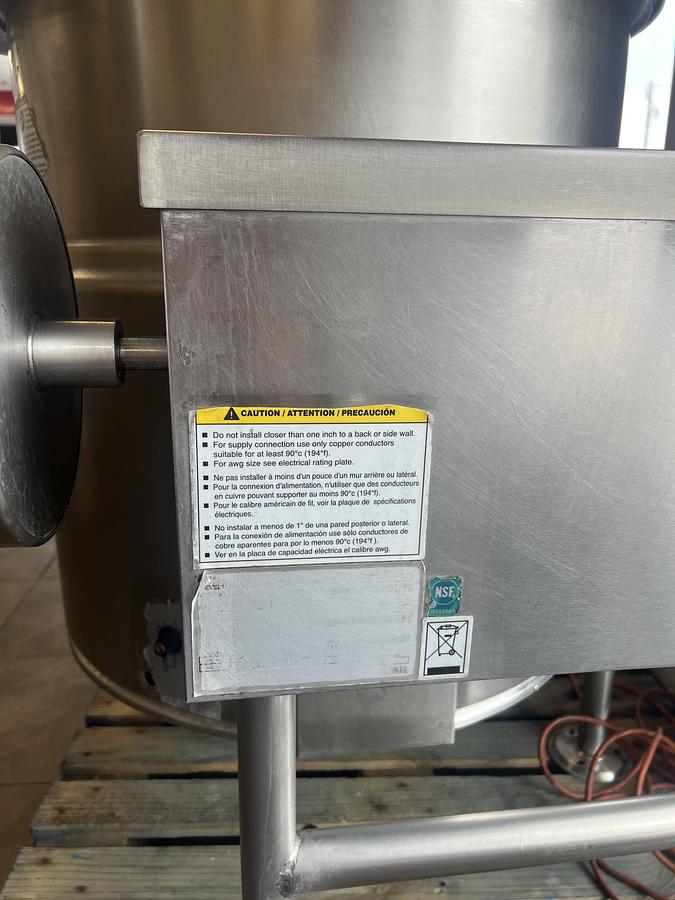 Used Cleveland KEL-40T Tilting Steam Jacketed Kettle – 40 Gallon – Commercial Restaurant Kettle