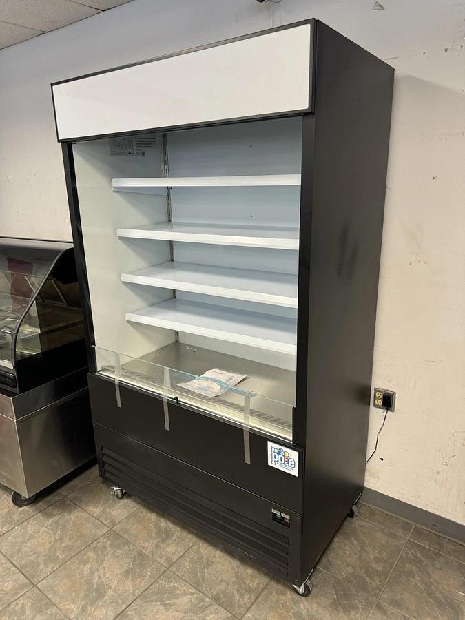 New Open Air Merchandiser, 48 x 28 2/5 x 81 -208-230V /1Phase - 4 Shelves