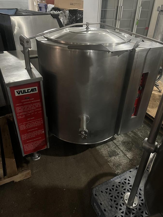 Refurbished Vulcan GLT60 60 Gallon Natural Gas Tilting Steam Jacketed Kettle Commercial