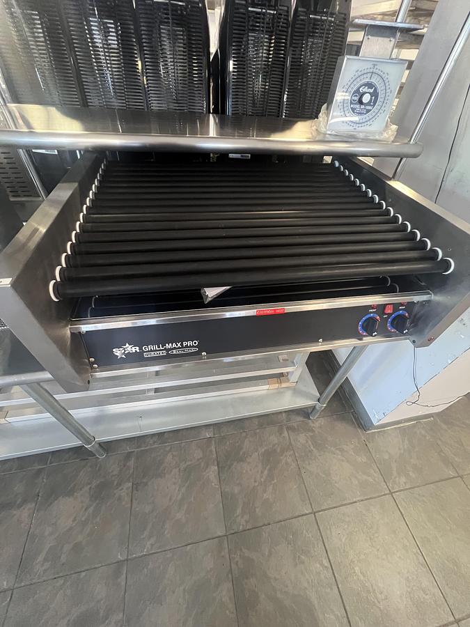 Used Star Grill-Max Pro Roller Grill Hot Dog Roller Cooker Commercial Countertop