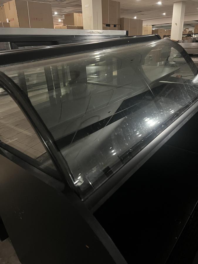 Refurbished Encore Commercial Refrigerated Display Case Curved Glass Merchandiser Deli Bakery