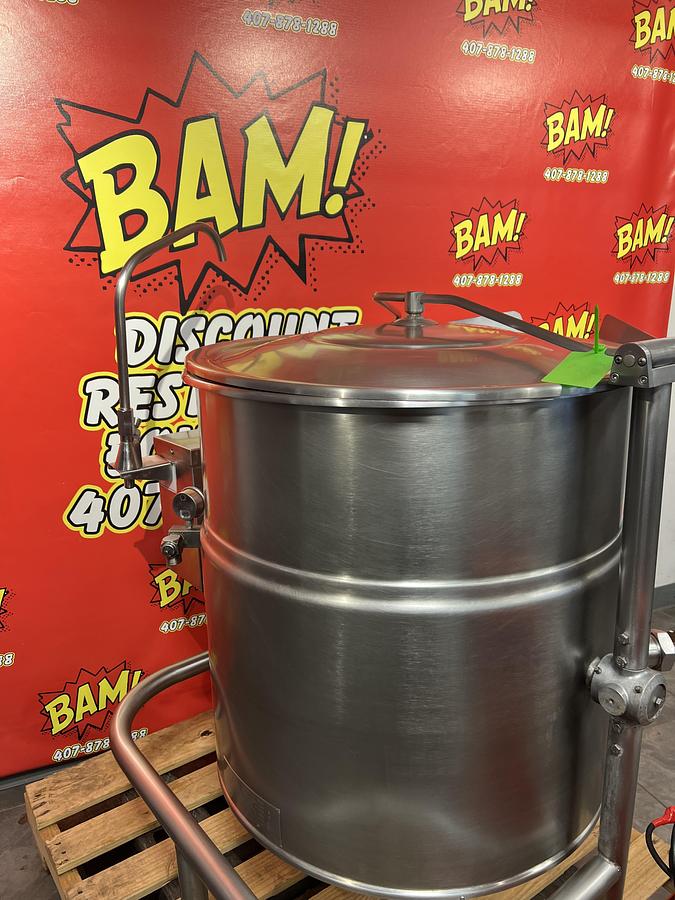 Used Cleveland KEL-40-T 40 Gallon Electric Tilting Steam Jacketed Kettle
