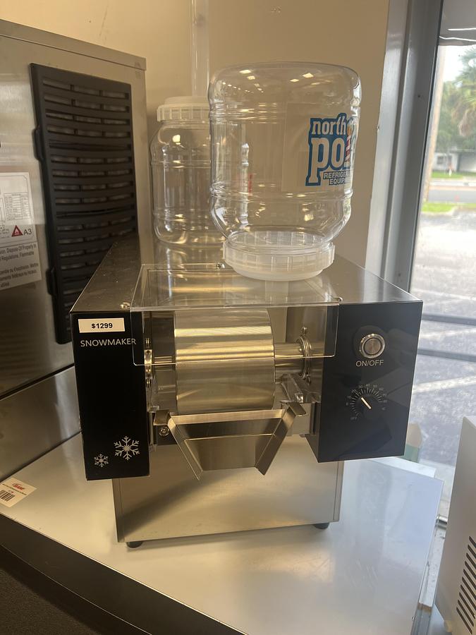 Commercial Snowmaker / Snow Cone Ice Shaver Machine – Stainless Steel – Adjustable Ice Texture – 115V