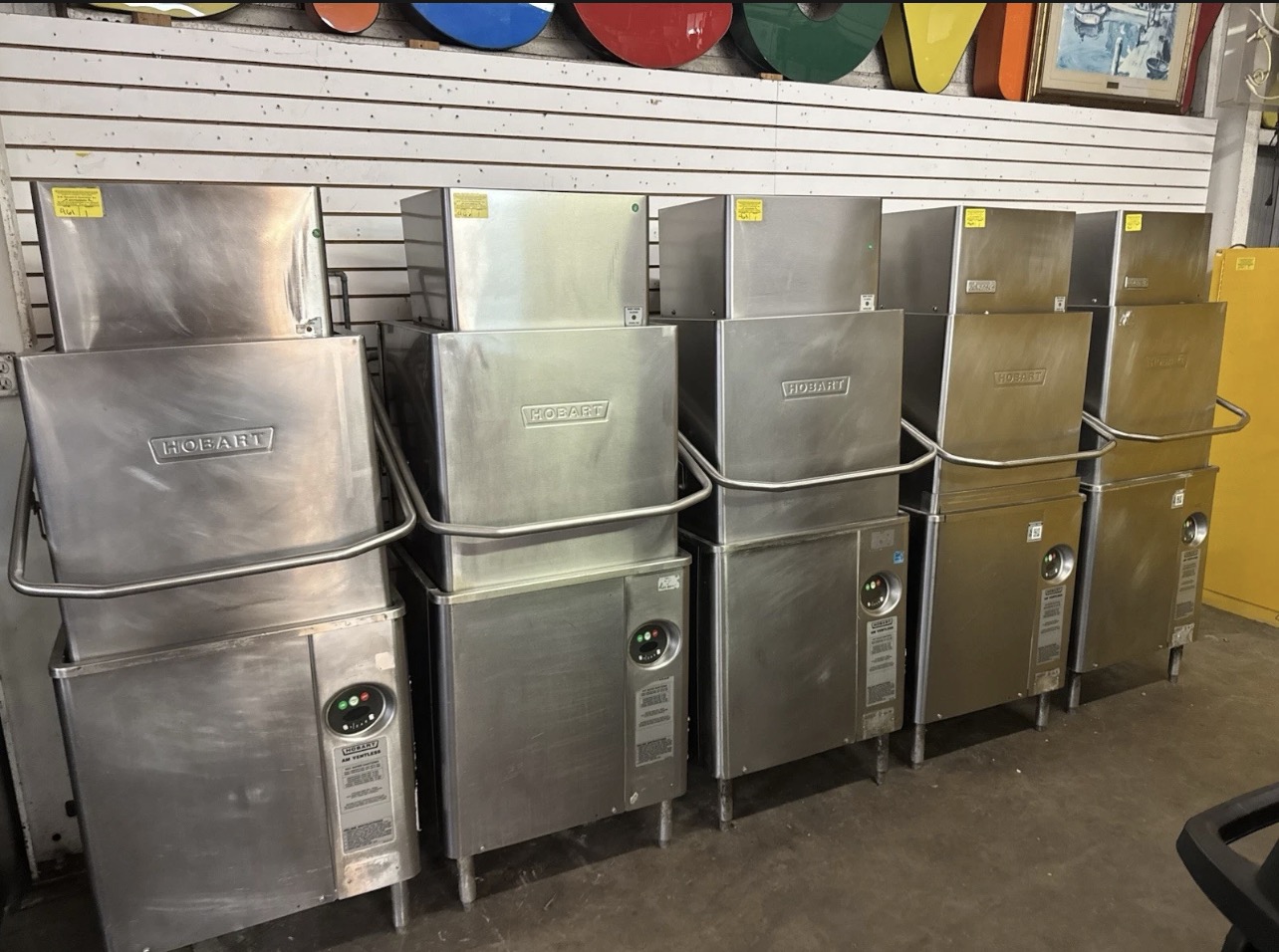 Refurbished HOBART COMMERCIAL VENTLESS PASS-THROUGH DISHWASHER – HEAVY-DUTY STAINLESS STEEL
