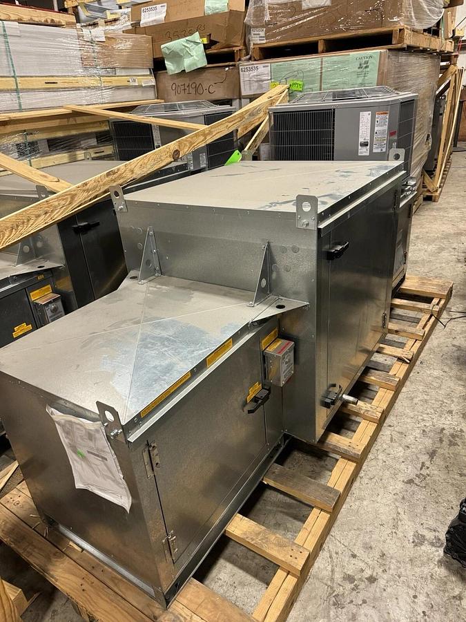 New Captive Aire Make Up Air Unit - With A/C Unit- 220v 1 Phase- 1350CFM