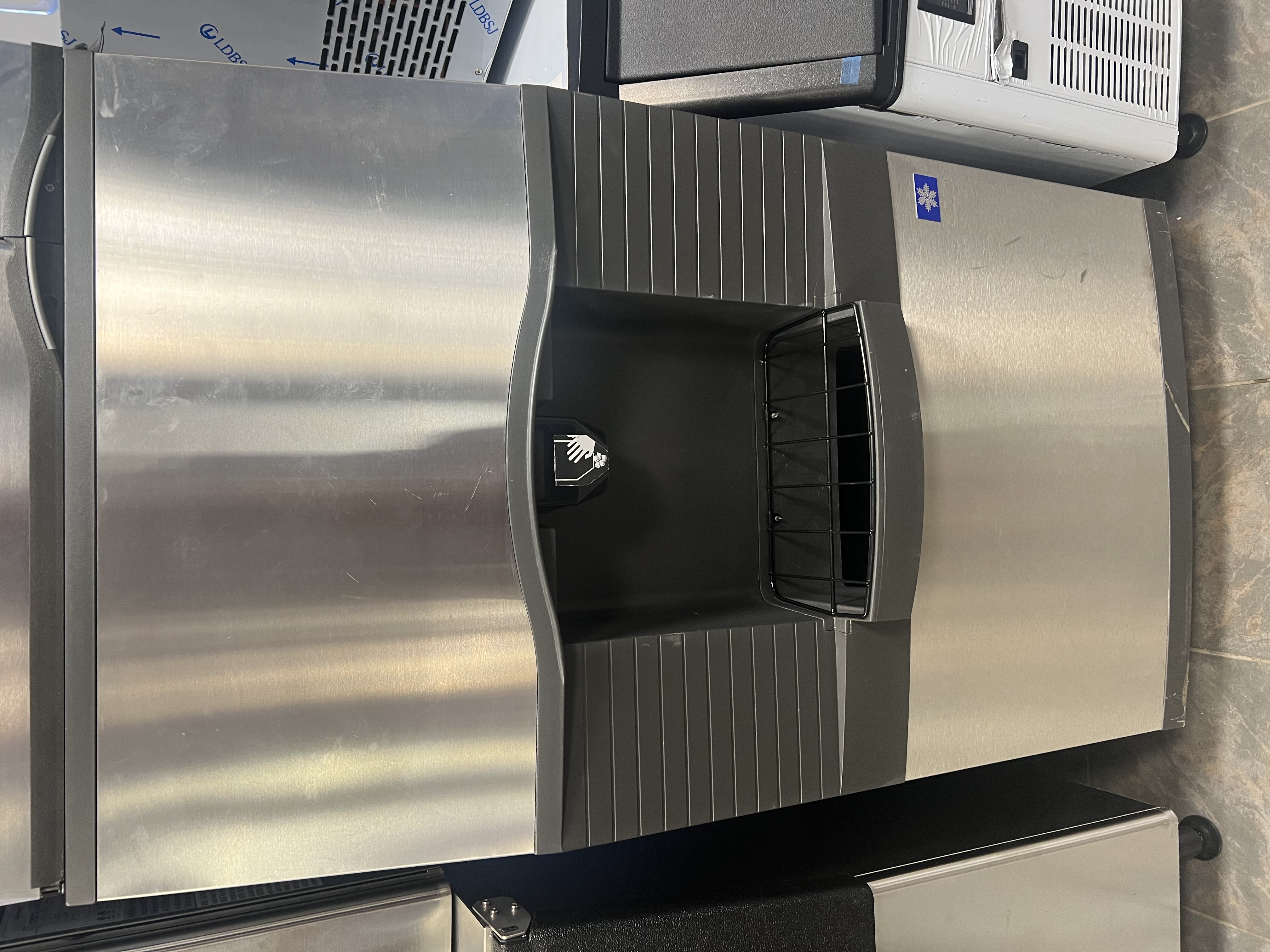 Refurbished Manitowoc SPA310 Commercial Ice Dispenser – Touchless Sensor – Stainless Steel
