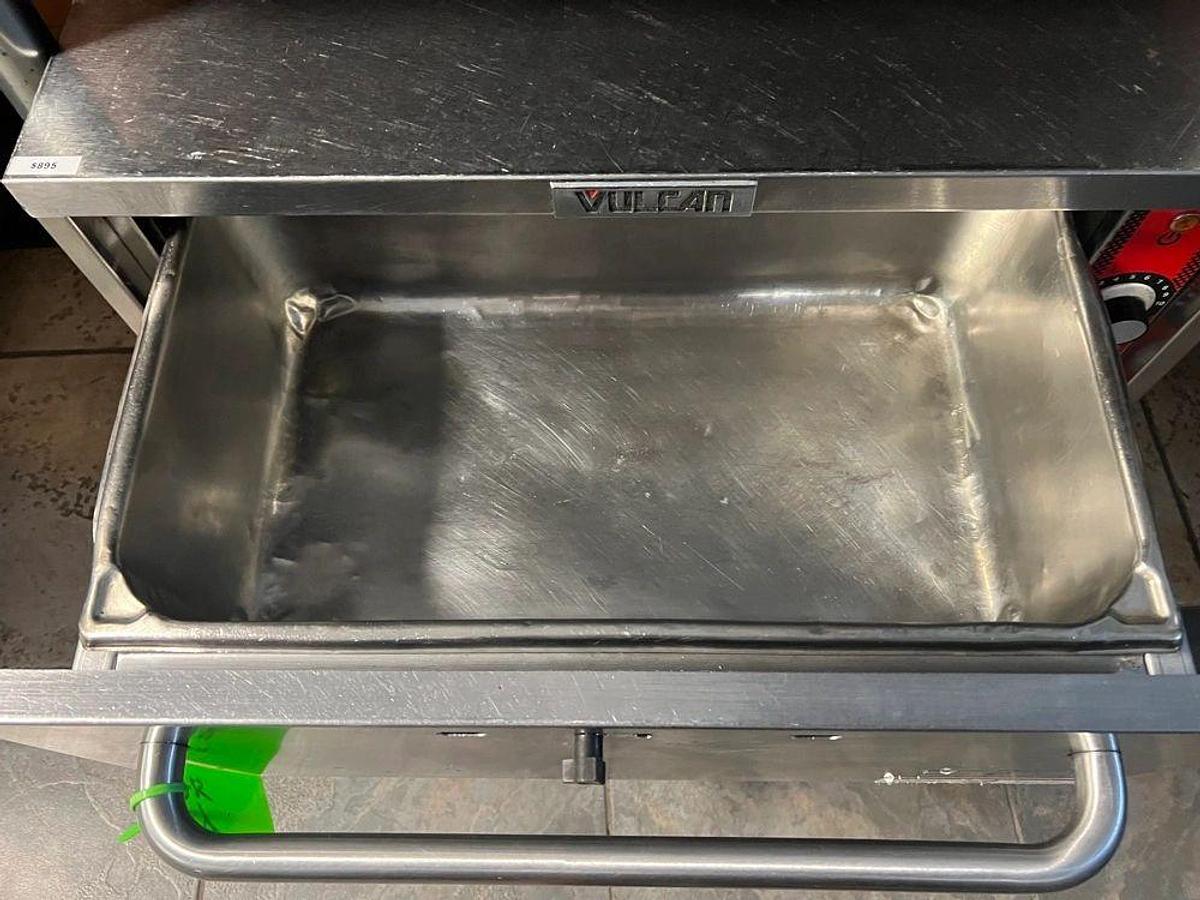 Used Vulcan VW1S Freestanding One Drawer Warmer - 120V, 475WVulcan VW1S Freestanding One Drawer Warmer - 120V, 475W