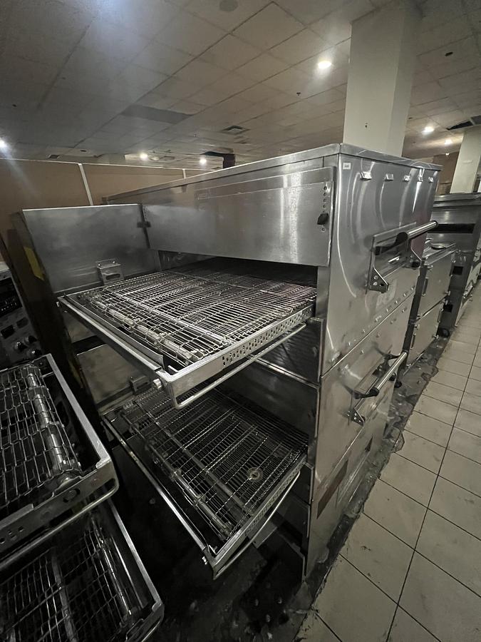 Refurbished Middleby Marshall WOW! Double Stack Conveyor Pizza Oven Commercial High Volume