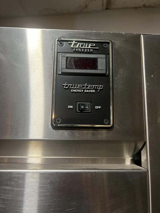 Refurbished True 2 Door Commercial Reach-In Freezer Stainless Steel Restaurant Freezer