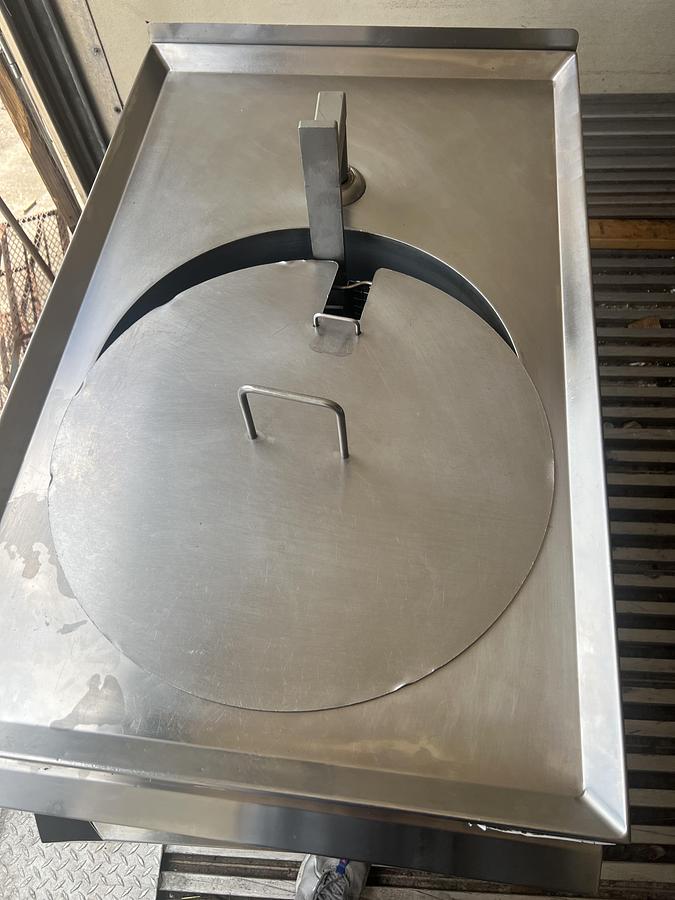 Refurbished Giles GEF-720 Commercial Electric Fryer – Digital Controls & Built-In Filtration