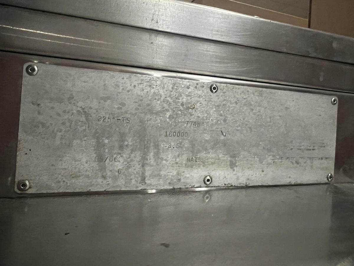 Used Middleby Marshall Double Stack Conveyor Pizza Oven – Top Oven Working – Bottom Oven for Parts/Storage