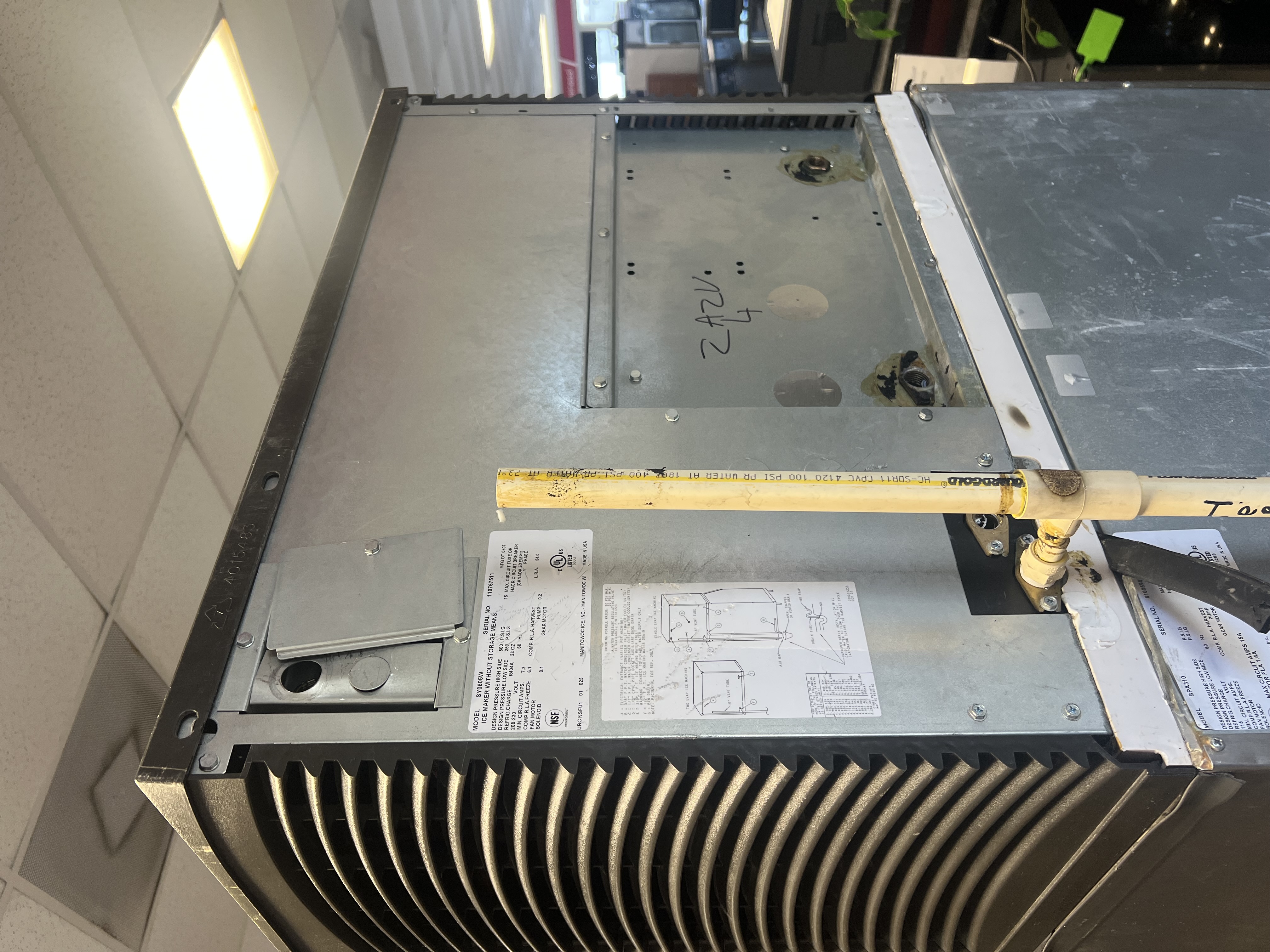 Refurbished Manitowoc SY0605W Water-Cooled Ice Machine Head – Approx. 600 lb/day