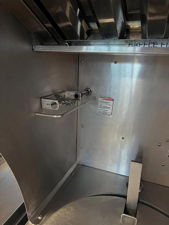 Used Giles Ventless Hood With Electric Fryer-Model: GEF-720-VH- Has Auto Basket LiftGiles Ventless Hood With Electric Fryer-Model: GEF-720-VH- Has Auto Basket Lift