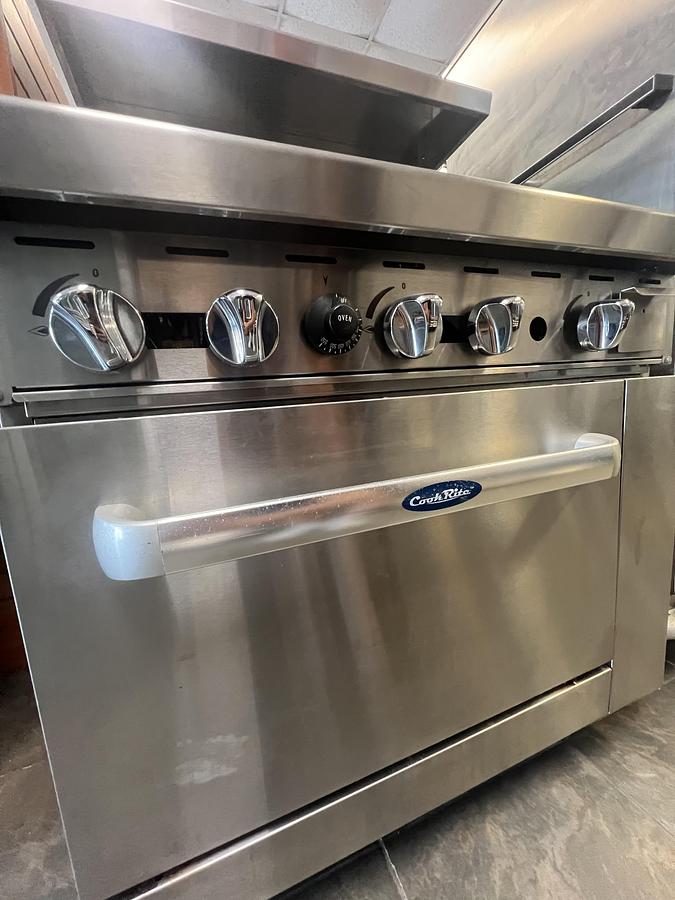 Used CookRita 4 Burner Gas Range w/ Griddle & Standard Oven Commercial Restaurant